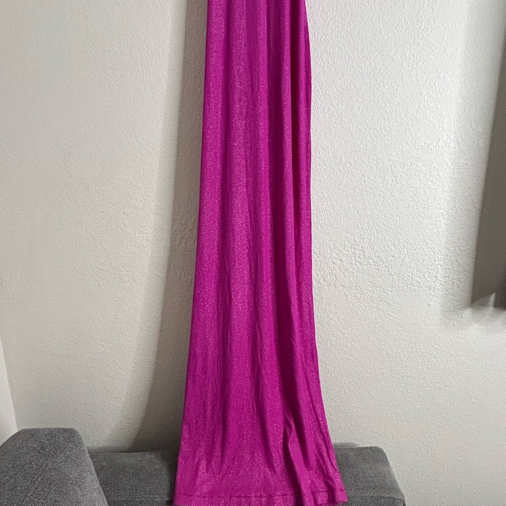 BNWT Skims maxi dress in fuchsia foil - Picture 7 of 16